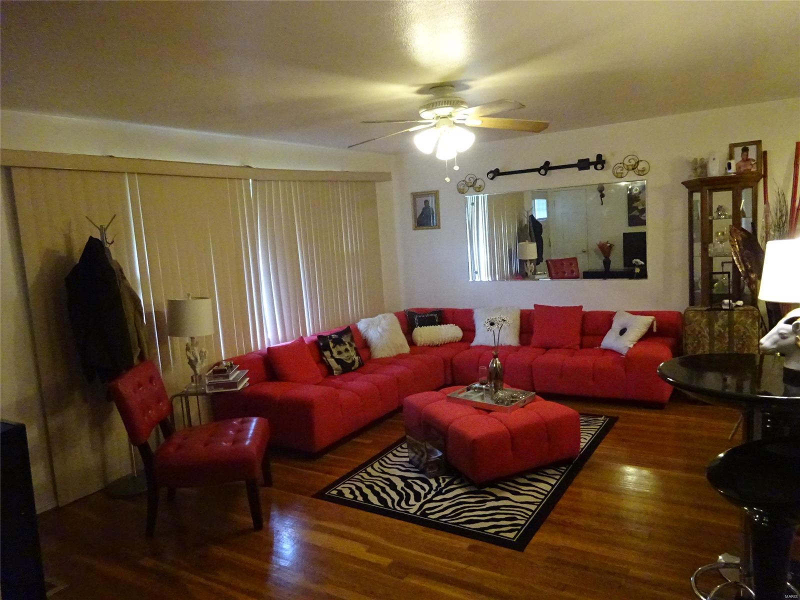 8909 Dever Drive Jennings, MO 63136 - Photo 3 of 15