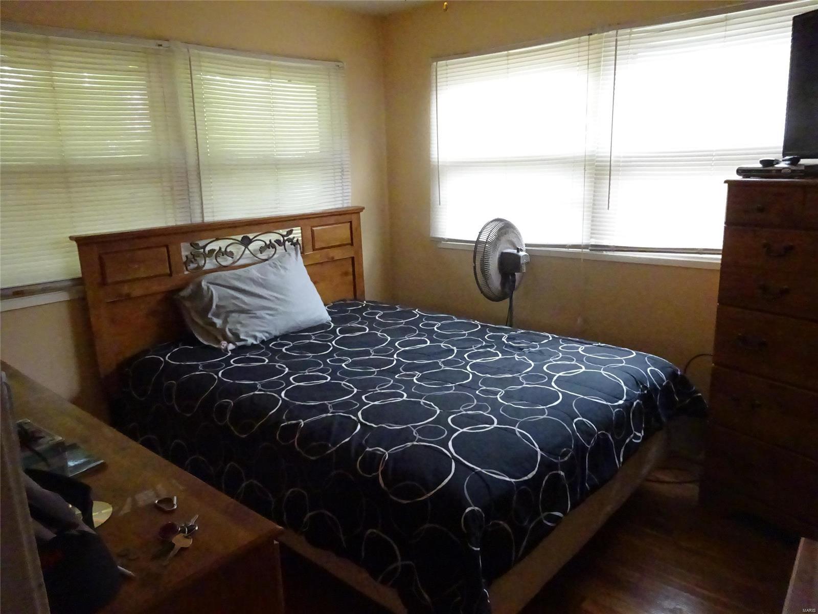 8909 Dever Drive Jennings, MO 63136 - Photo 8 of 15