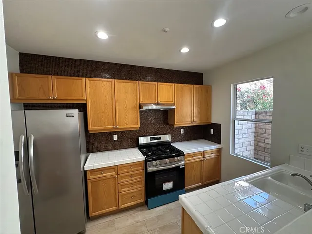 $649,800 | 1760 Millpark Lane, Simi Valley, CA 93065