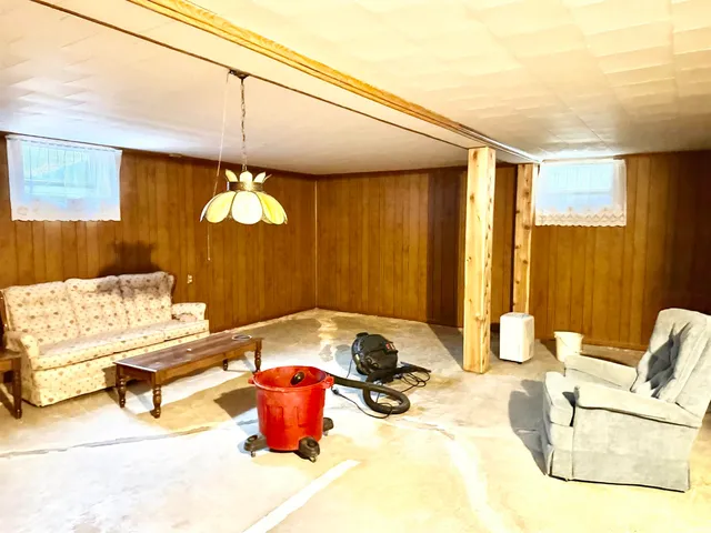 $775,000 | 9100 South Us Highway, Muncie, IN 47302