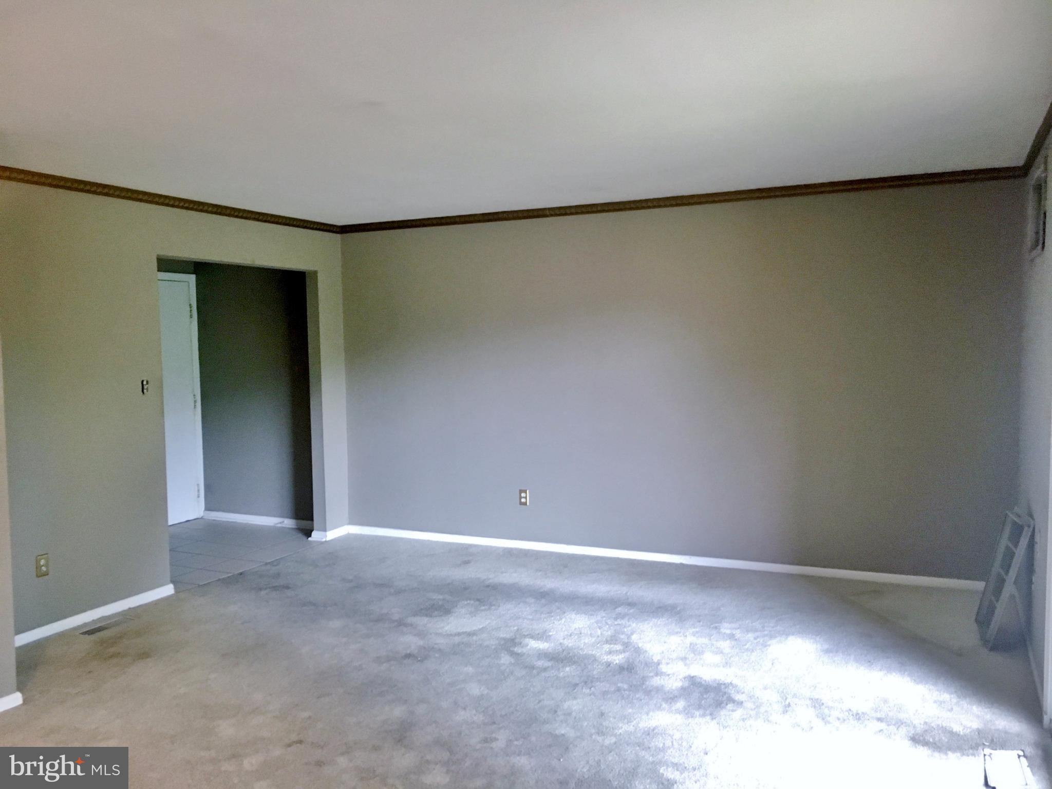 3714 Mayberry Avenue, Unit E Baltimore, MD 21206 - Photo 9 of 24 a view of an empty room