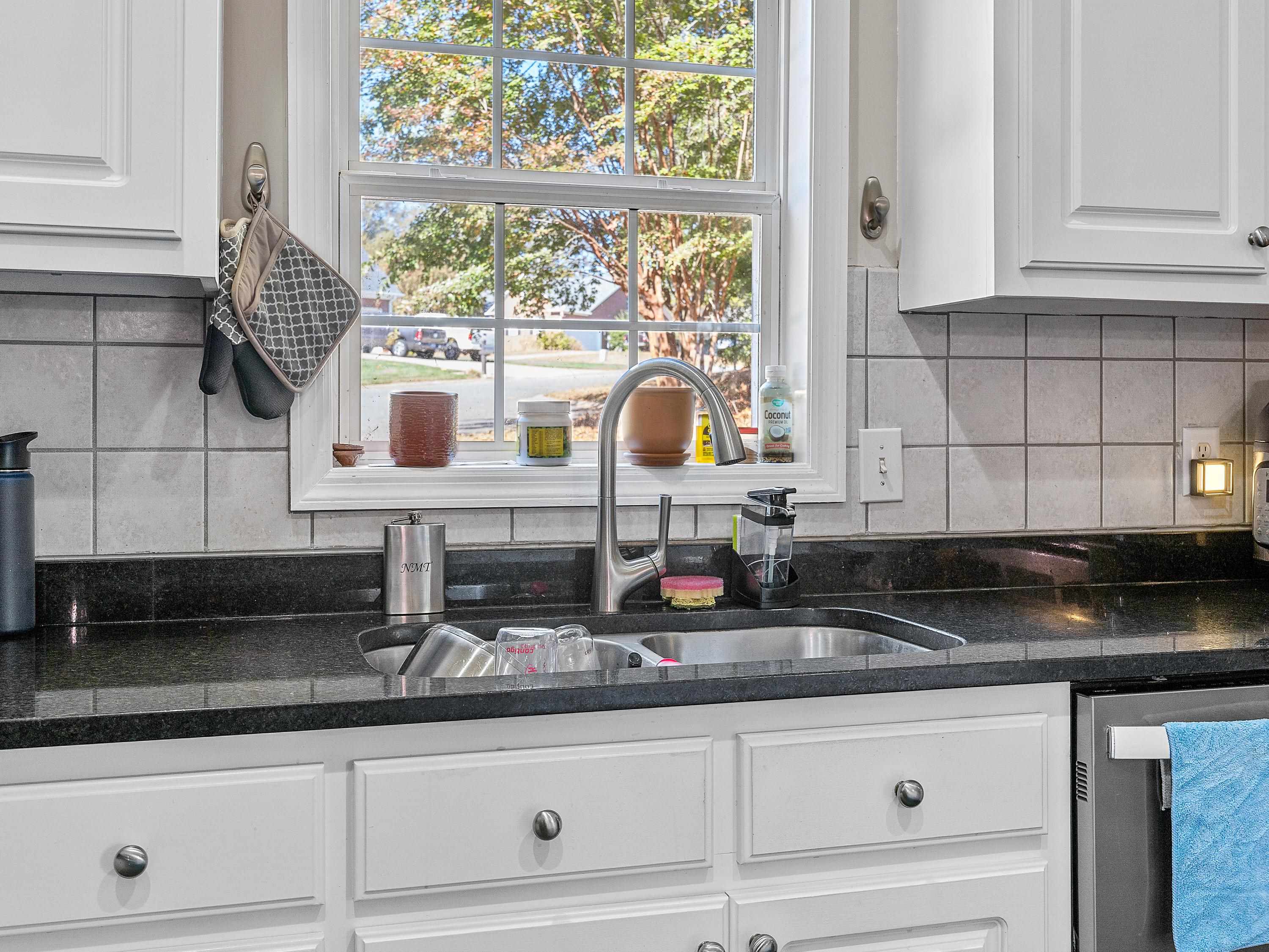 719 Pellican Point Duncan, SC 29334 - Photo 6 of 32