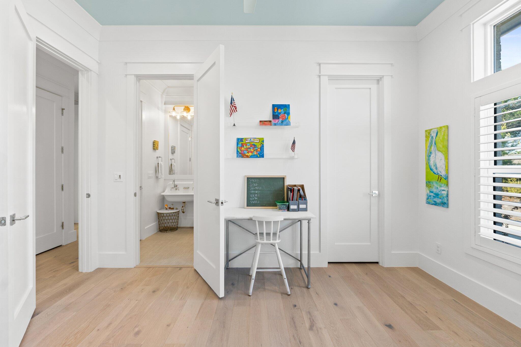 479 Ridge Road Santa Rosa Beach, FL 32459 - Photo 20 of 45 a workspace with furniture and window