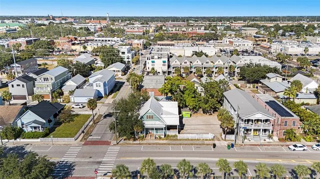 $30 | 2002 East 4th Avenue, Tampa, FL 33605