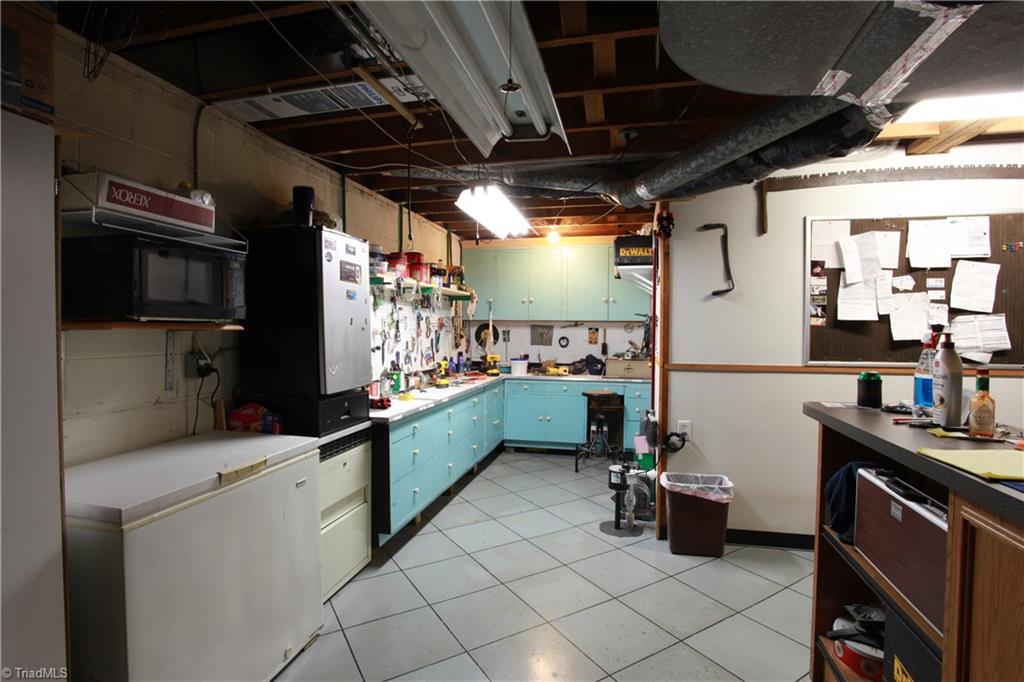 1111 Hedgecock Road High Point, NC 27265 - Photo 16 of 20 Gallery Image 16