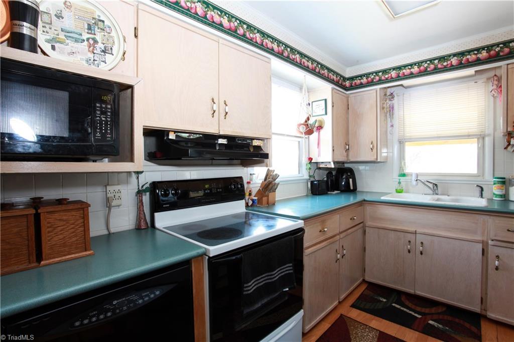 1111 Hedgecock Road High Point, NC 27265 - Photo 4 of 20 Gallery Image 4