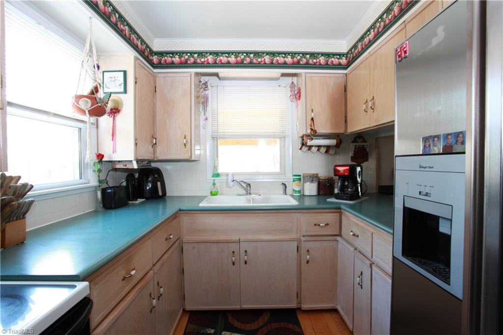 1111 Hedgecock Road High Point, NC 27265 - Photo 5 of 20 Gallery Image 5