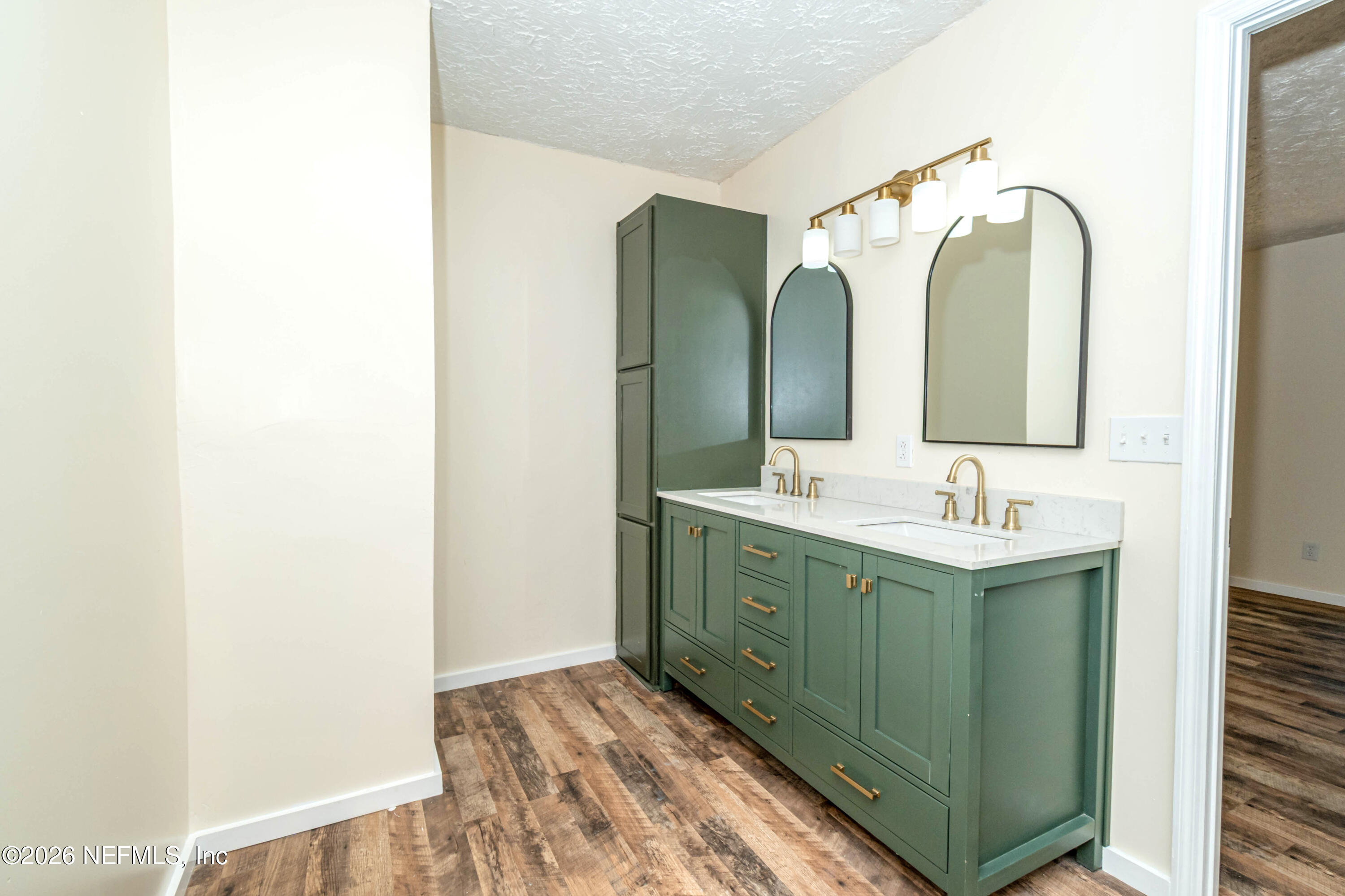 18937 Crews Road Glen St. Mary, FL 32040 - Photo 23 of 43 Master bath