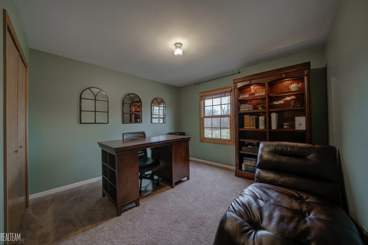 1753 Ruby Avenue Rochester Hills, MI 48309 - Photo 24 of 33