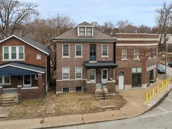 $1,695 | 2203 McCausland Avenue, Unit 1F, St. Louis, MO 63143