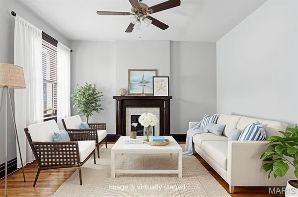 $1,695 | 2203 McCausland Avenue, Unit 1F, St. Louis, MO 63143