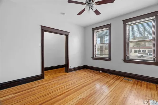 $1,695 | 2203 McCausland Avenue, Unit 1F, St. Louis, MO 63143