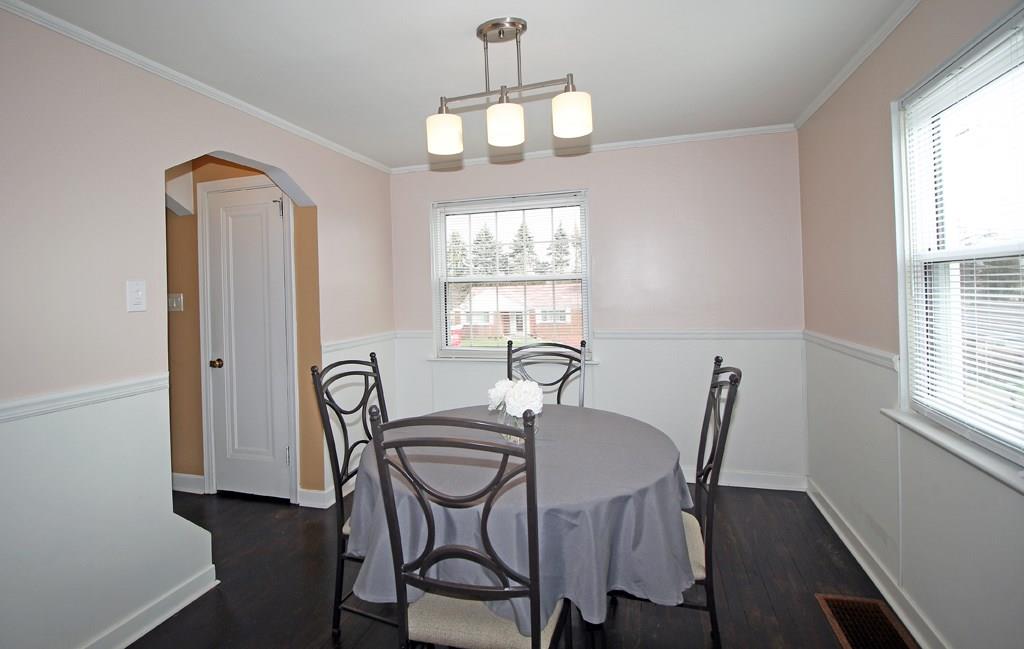 959 McCoy Road McKees Rocks, PA 15136 - Photo 11 of 23