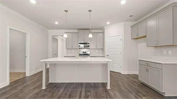 $415,930 | 709 Myrica Avenue, Locust Grove, GA 30248