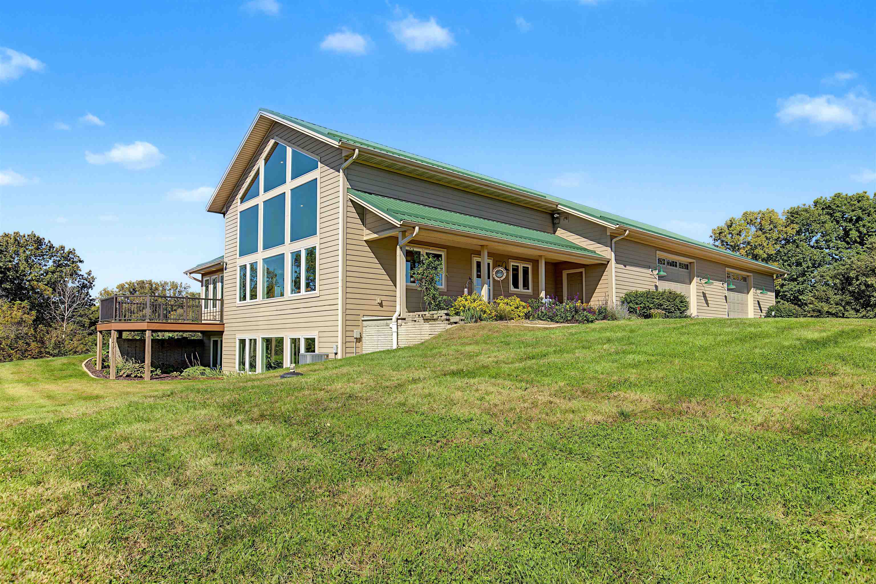 16168 Scenic Ridge Road Savanna, IL 61074 - Photo 5 of 75 Gallery Image 5