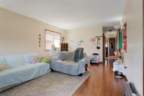 $679,000 | 314 North Cedar Avenue, Wood Dale, IL 60191