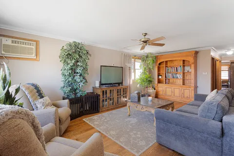 $679,000 | 314 North Cedar Avenue, Wood Dale, IL 60191