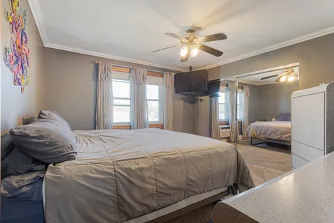$679,000 | 314 North Cedar Avenue, Wood Dale, IL 60191