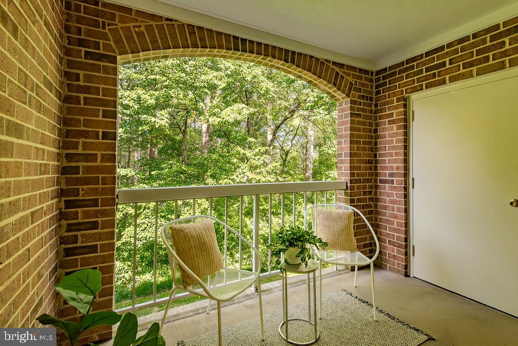 5809 Cove Landing Road, Unit 203 Burke, VA 22015 - Photo 27 of 38 Gallery Image 27