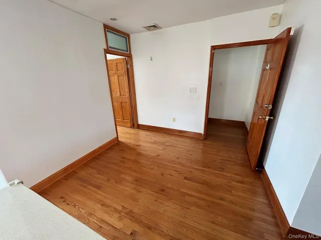 $3,650 | 53-11 193rd Street, Unit 2 | Auburndale