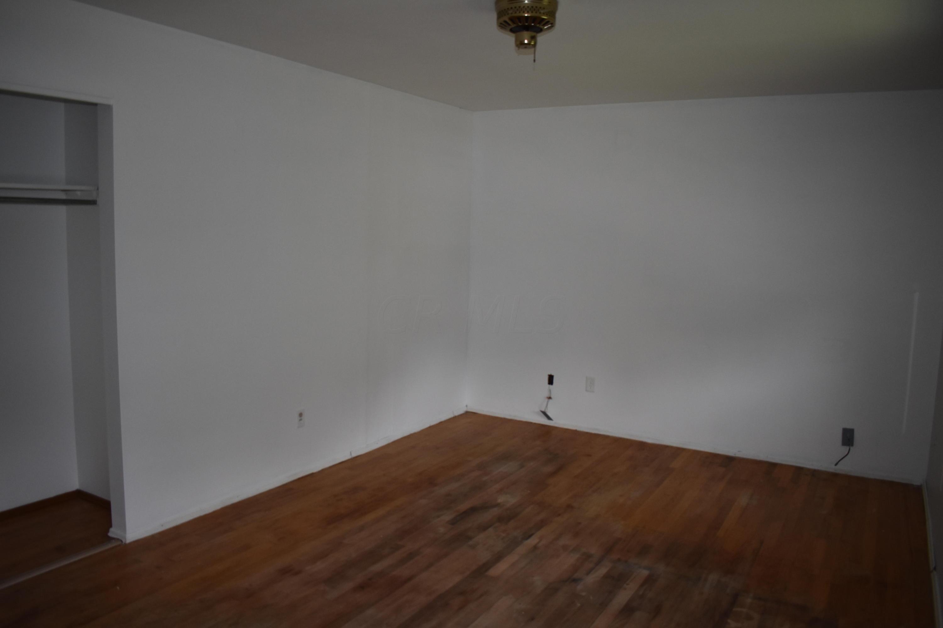 1375 Bonnie Ridge Road Columbus, OH 43228 - Photo 20 of 27