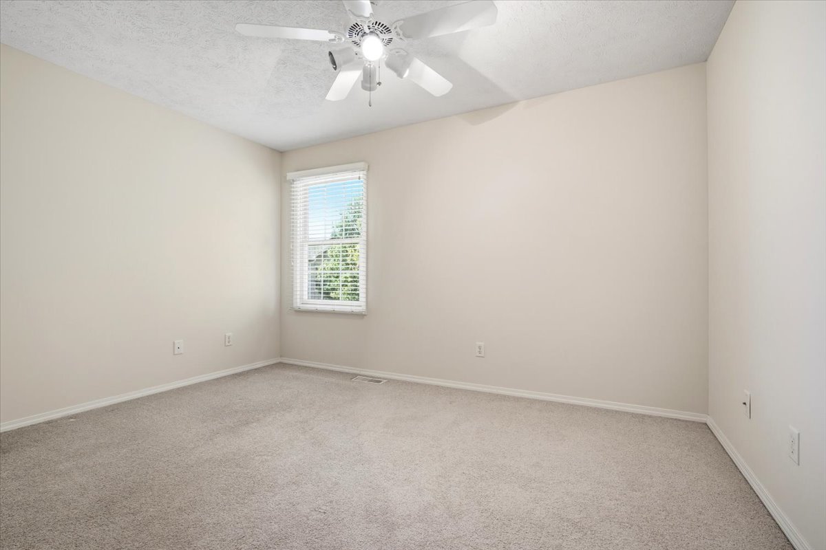 3180 Red Jasper Street Normal, IL 61761 - Photo 21 of 32