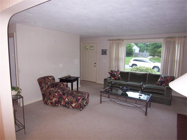 18 College Road Burlington, MA 01803 - Photo 8 of 16 Gallery Image 8