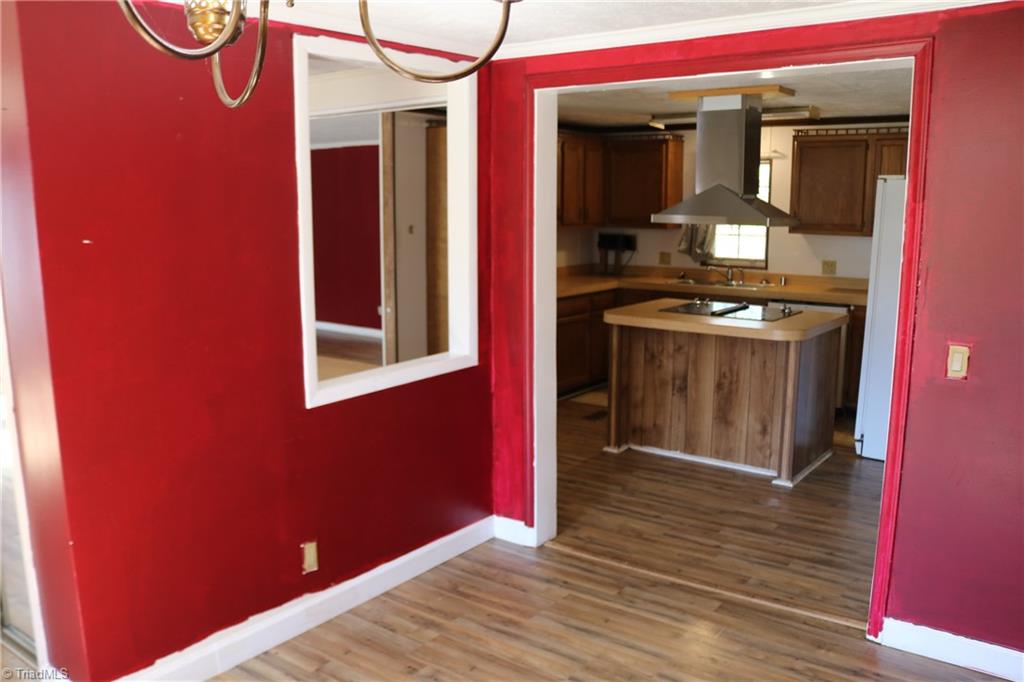 1116 Kentmere Road Greensboro, NC 27406 - Photo 29 of 42