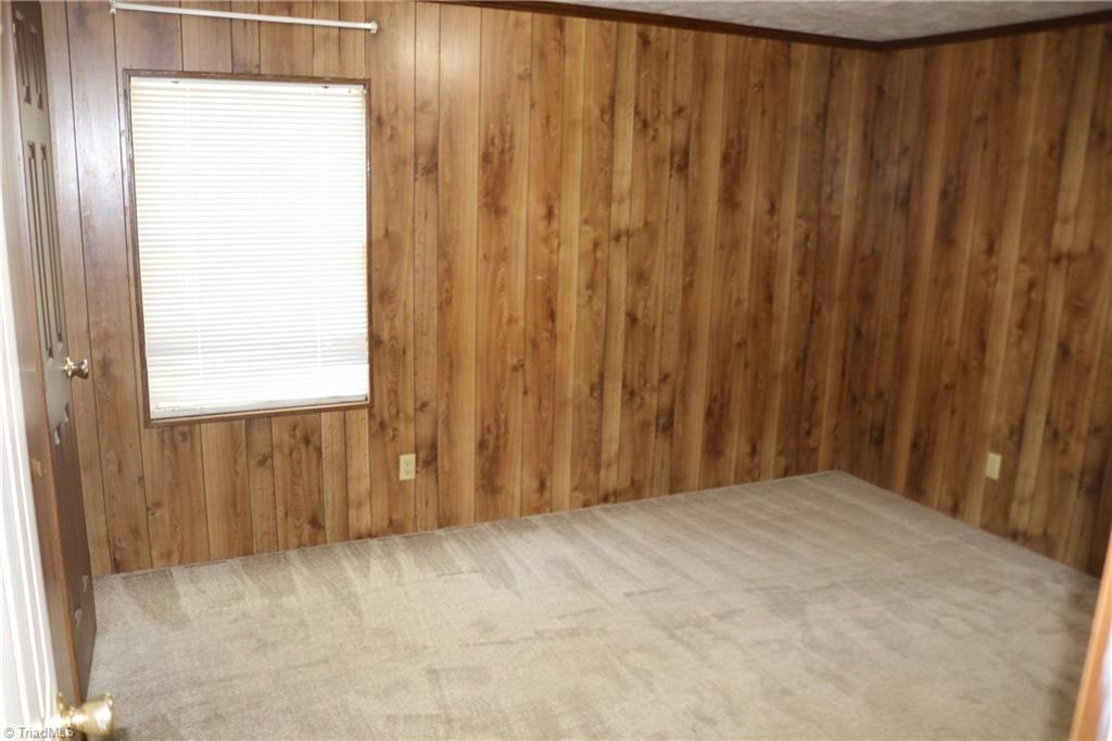 1116 Kentmere Road Greensboro, NC 27406 - Photo 31 of 42