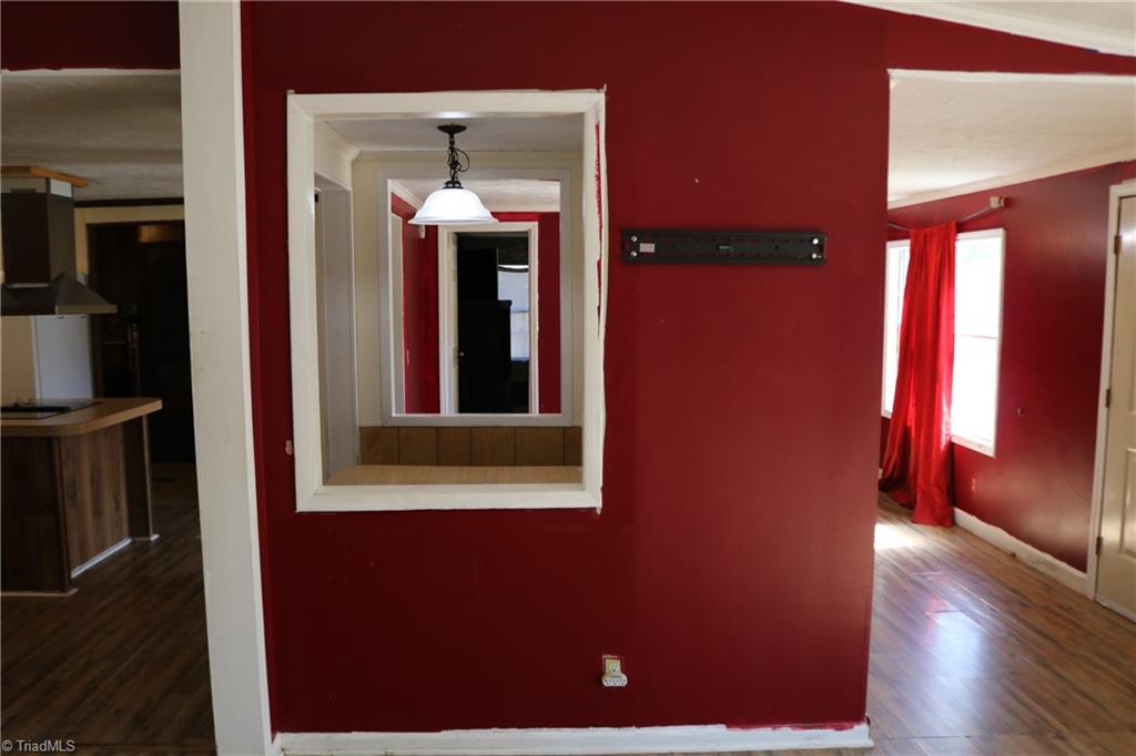 1116 Kentmere Road Greensboro, NC 27406 - Photo 8 of 42