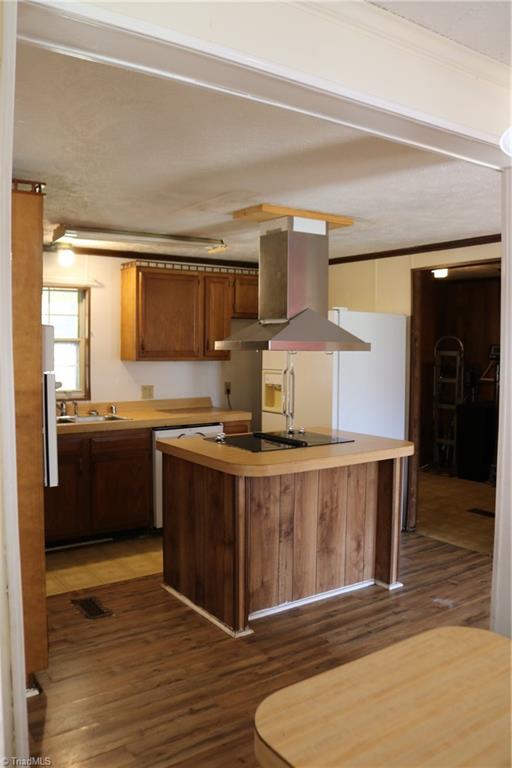 1116 Kentmere Road Greensboro, NC 27406 - Photo 10 of 42