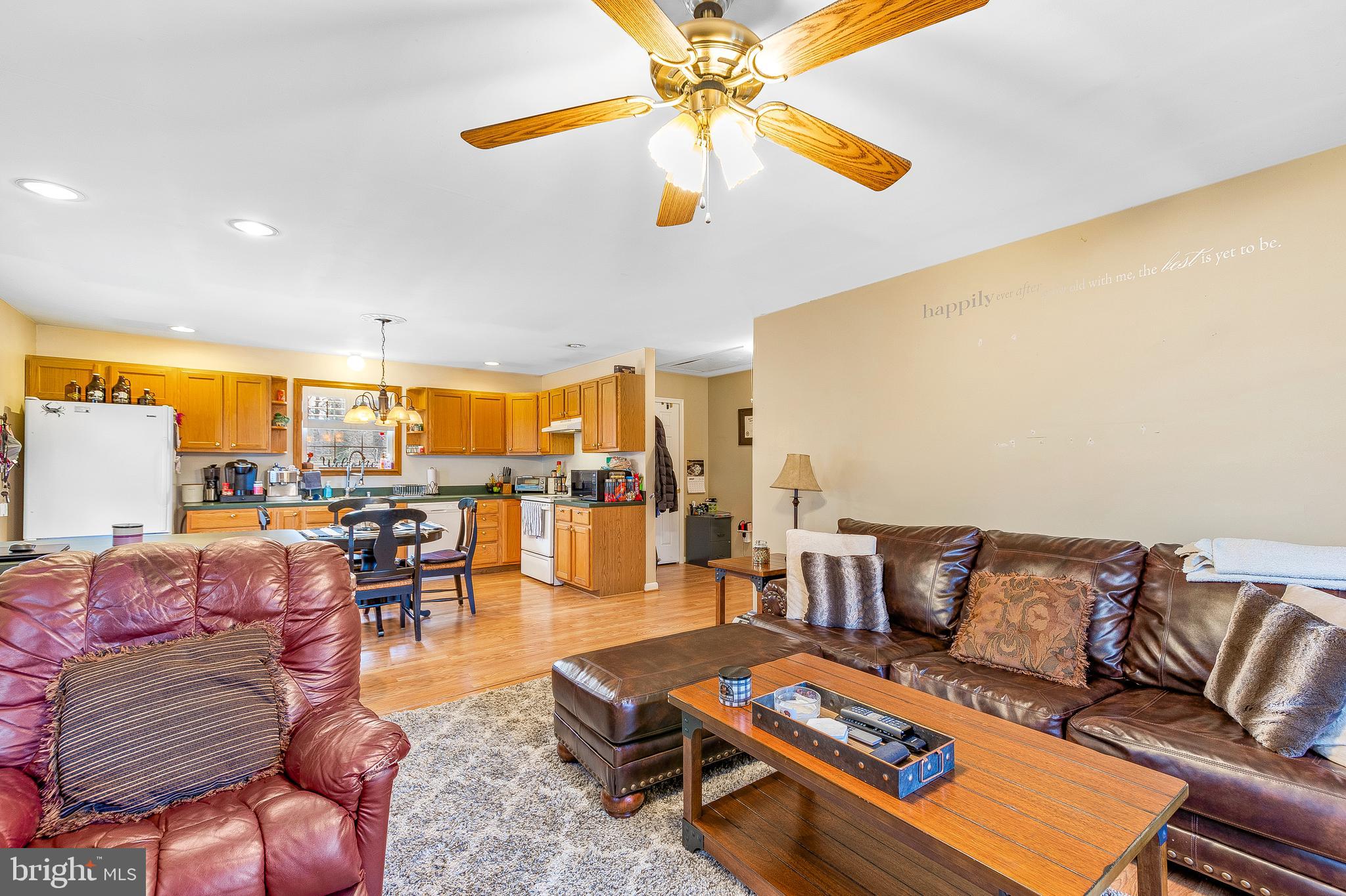 2135 Oak Road Port Republic, MD 20676 - Photo 11 of 32 Open style living