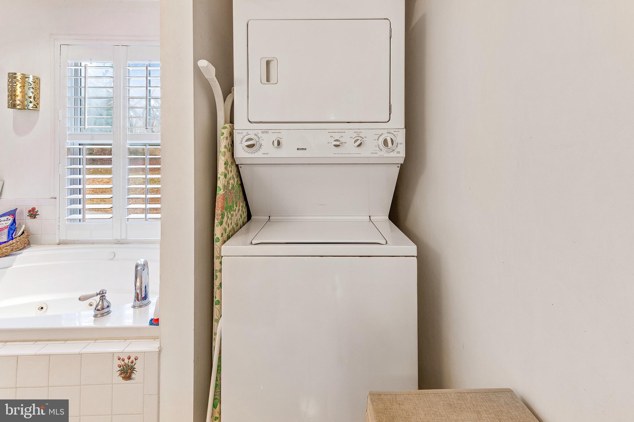 2135 Oak Road Port Republic, MD 20676 - Photo 16 of 32 In unit washer/dryer