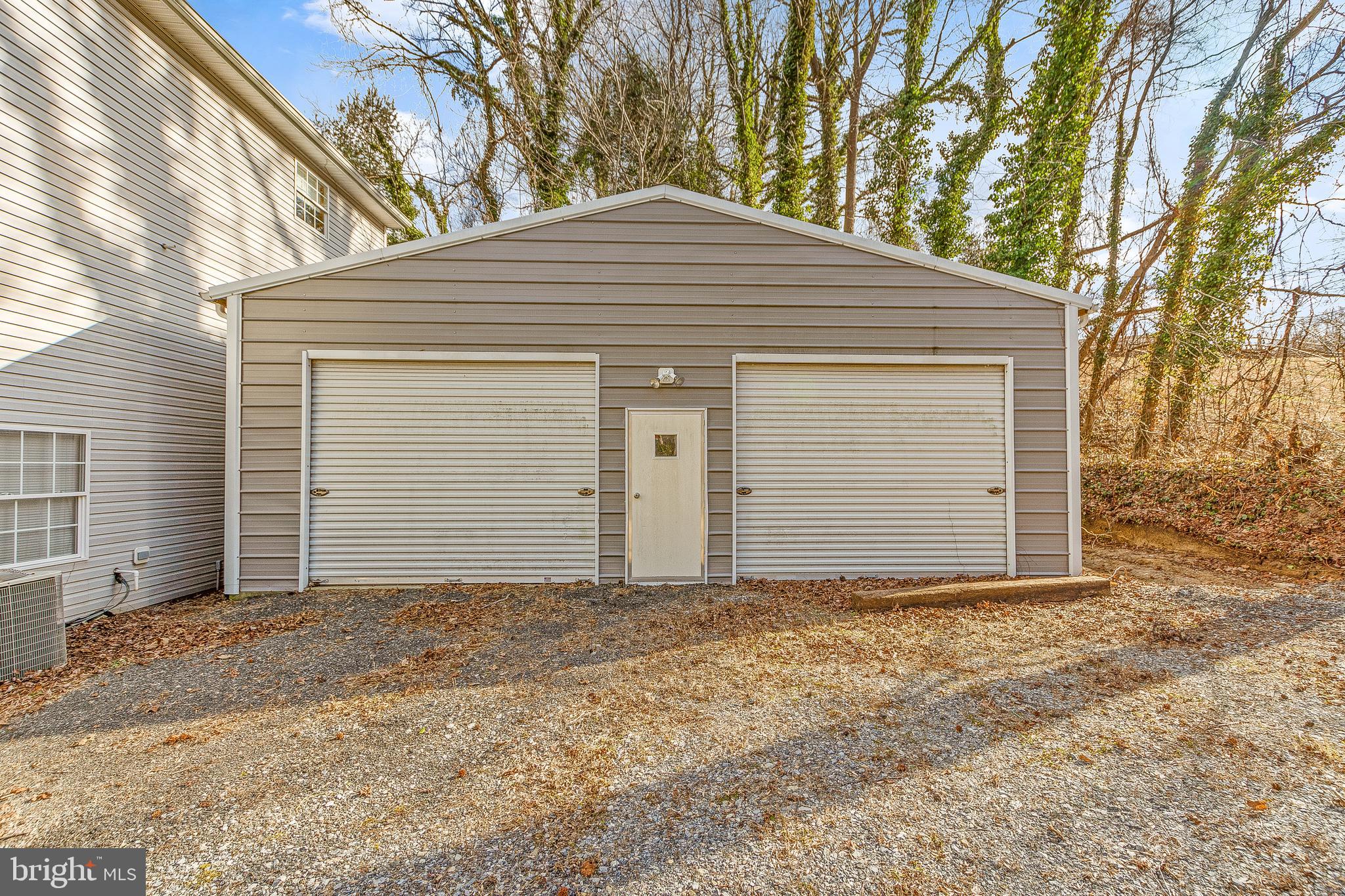 2135 Oak Road Port Republic, MD 20676 - Photo 31 of 32 Detached 2- Car Garage