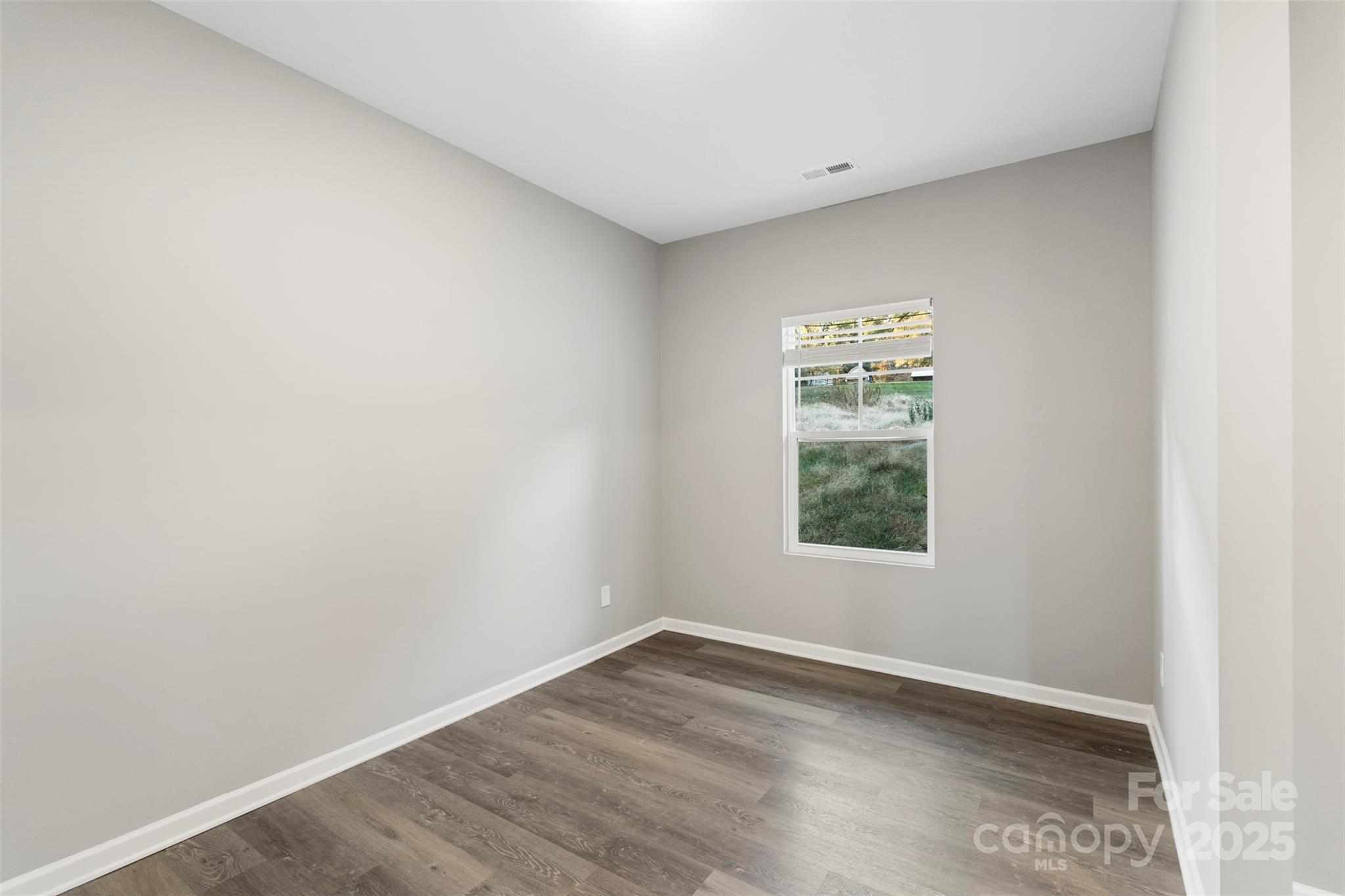 265 Prospect Trail Salisbury, NC 28147 - Photo 9 of 44 an empty room with a window