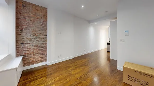 $4,300 | 304 East 49th Street, Unit 4A | Midtown East