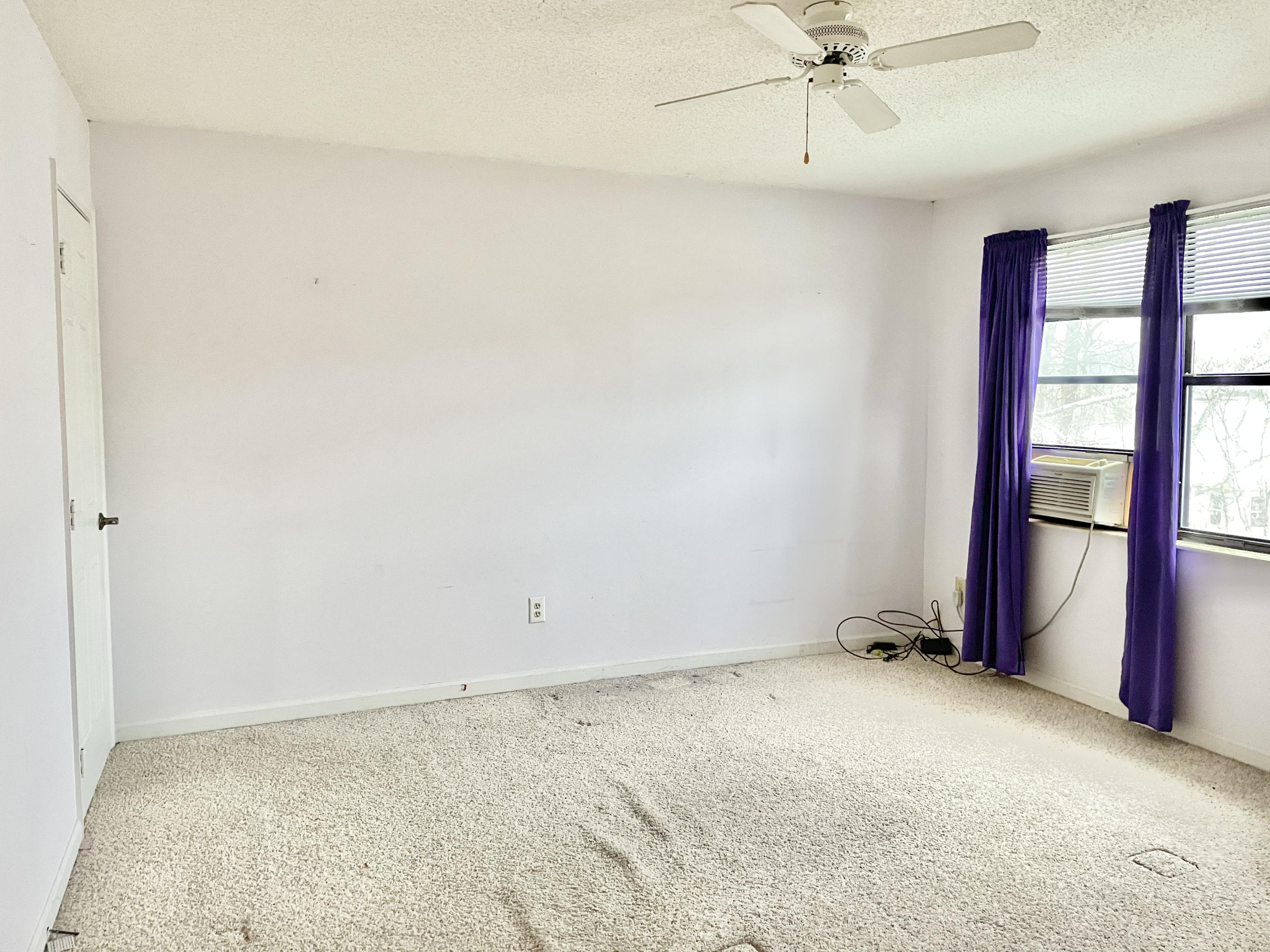 104 High Point Lane Oak Ridge, TN 37830 - Photo 10 of 15 MASTER BEDROOM