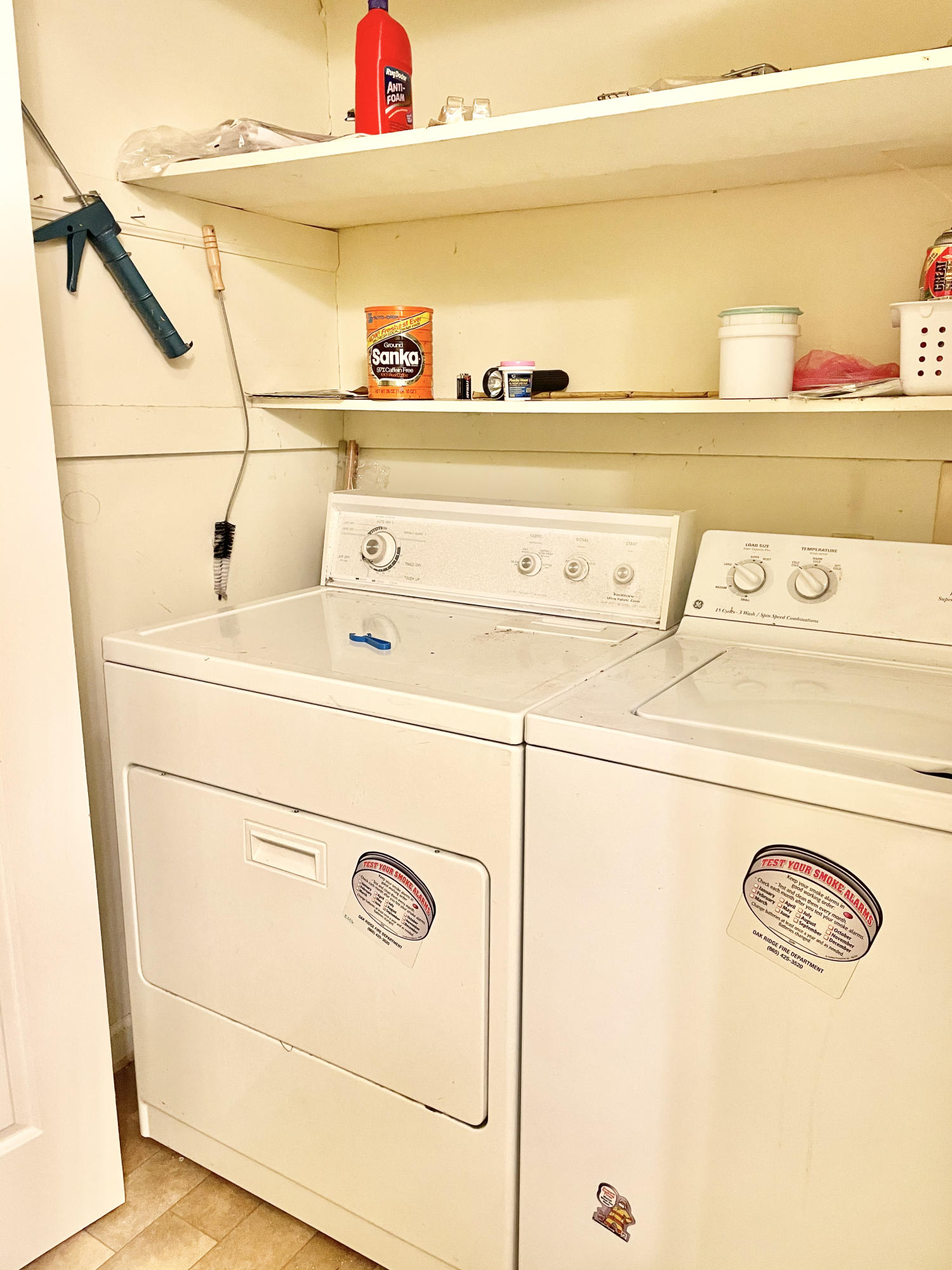 104 High Point Lane Oak Ridge, TN 37830 - Photo 8 of 15 LAUNDRY