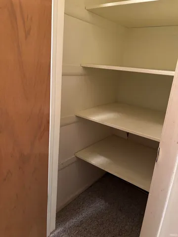 $187,900 | 4704 Barrington Drive, Fort Wayne, IN 46806