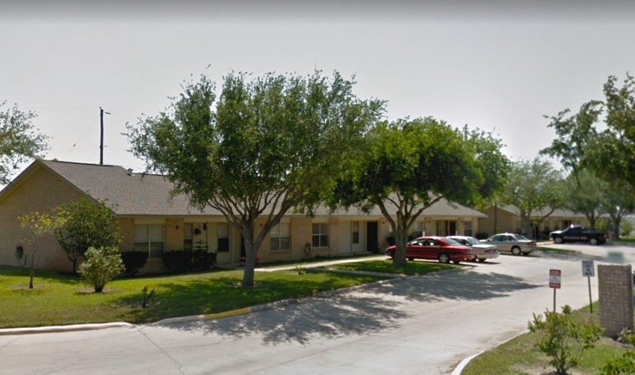 201 Morning Glory Street Rio Hondo, TX 78583 - Photo 3 of 6