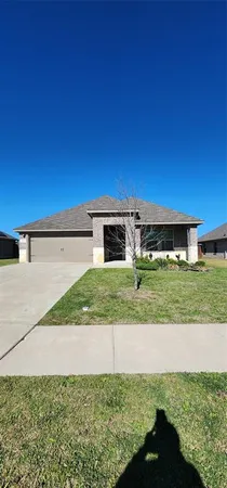 $2,550 | 468 Unbridled Road, Waxahachie, TX 75165