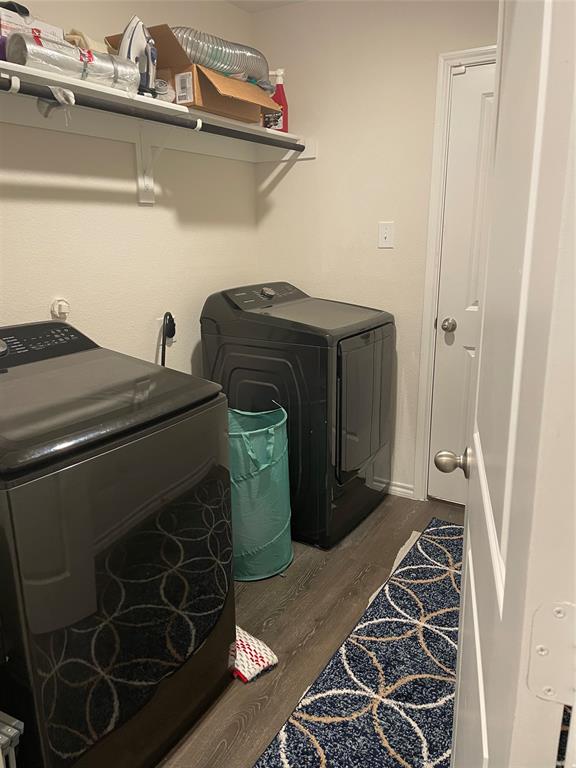 468 Unbridled Road Waxahachie, TX 75165 - Photo 9 of 10 a utility room with an empty car