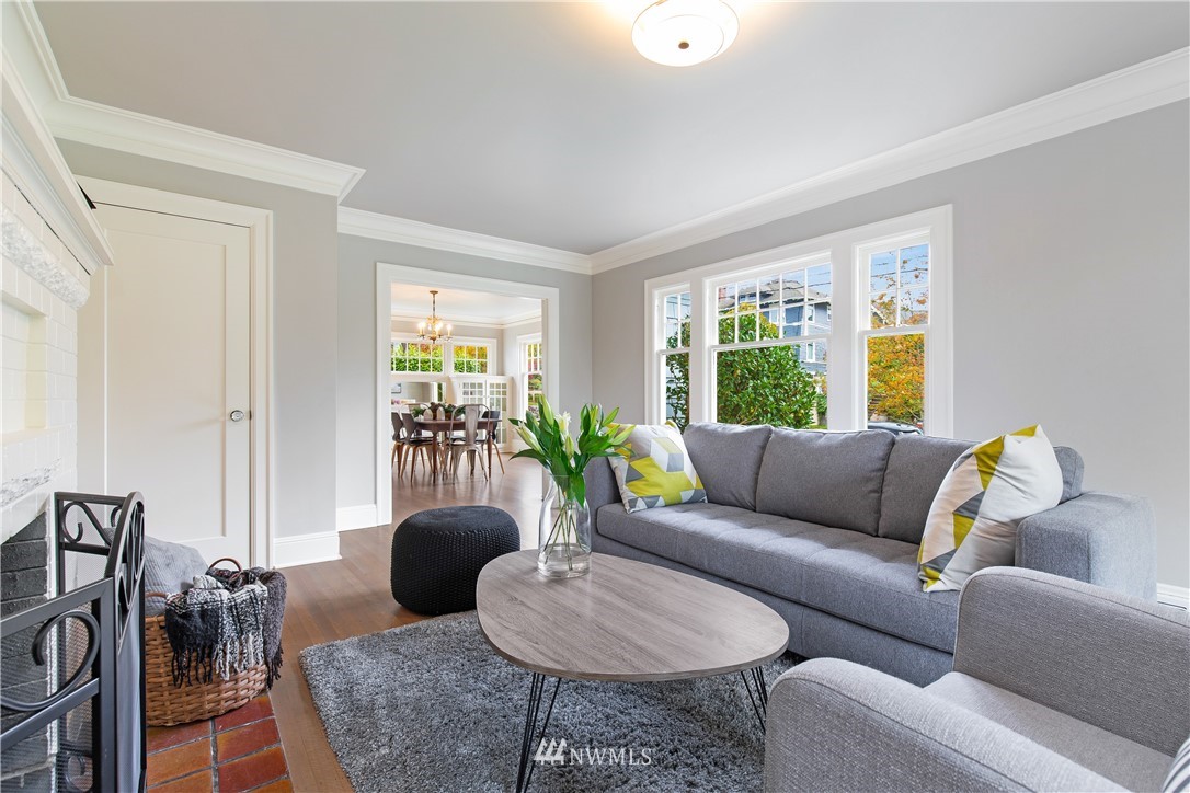 3135 37th Place South Seattle, WA 98144 - Photo 3 of 31 a living room with furniture and a window