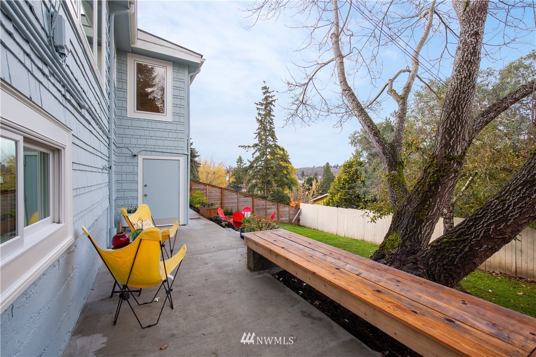 3135 37th Place South Seattle, WA 98144 - Photo 27 of 31 a view of outdoor space with seating