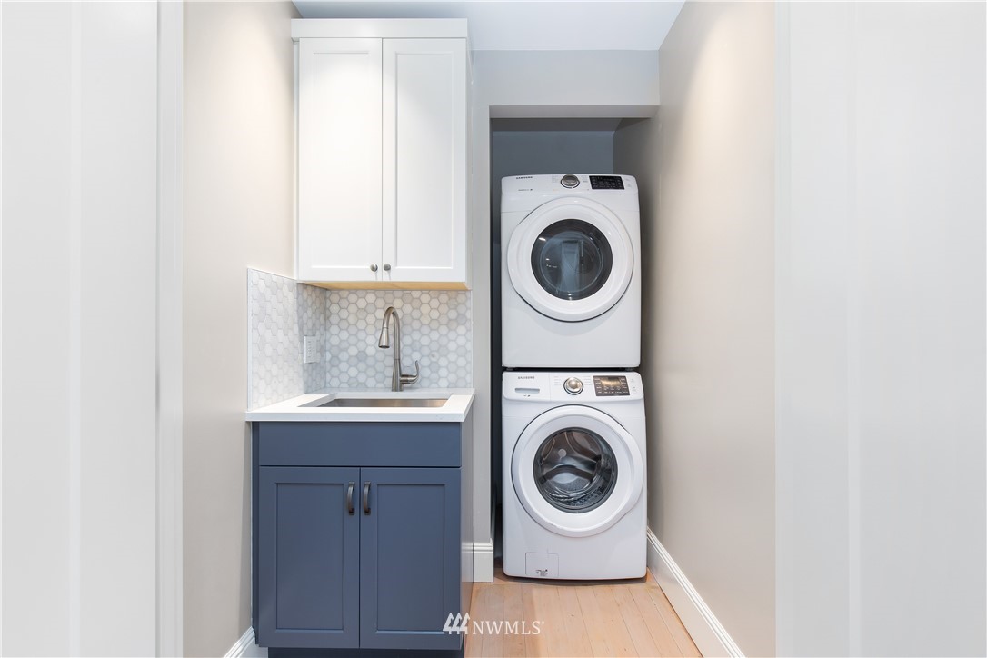 3135 37th Place South Seattle, WA 98144 - Photo 9 of 31 a utility room with dryer and washer