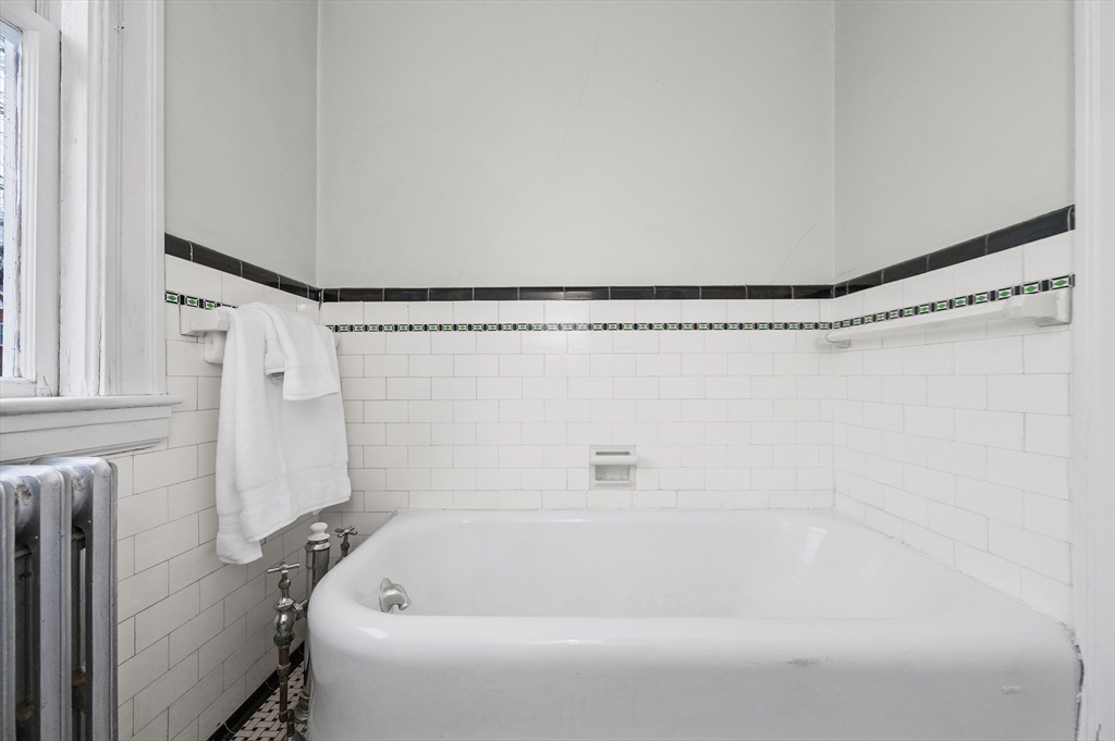 10 Allen Road Winchester, MA 01890 - Photo 20 of 23 Gallery Image 20