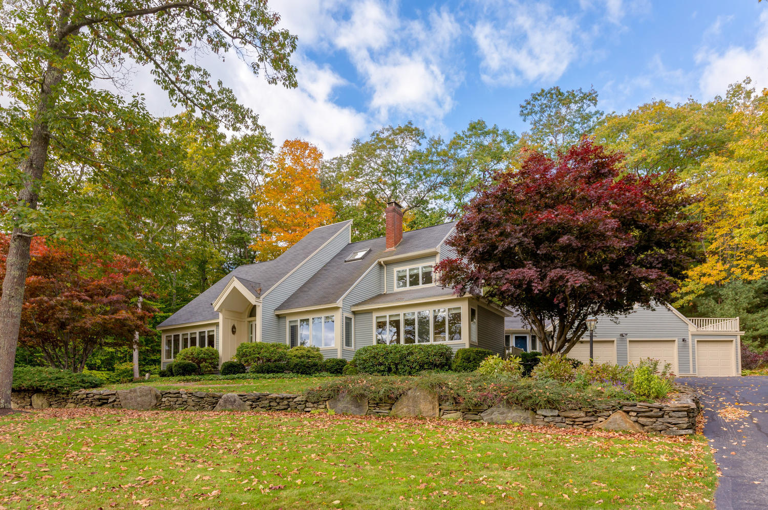 26 Ledge Road Cumberland Foreside, ME 04110 - Photo 1 of 35 exterior