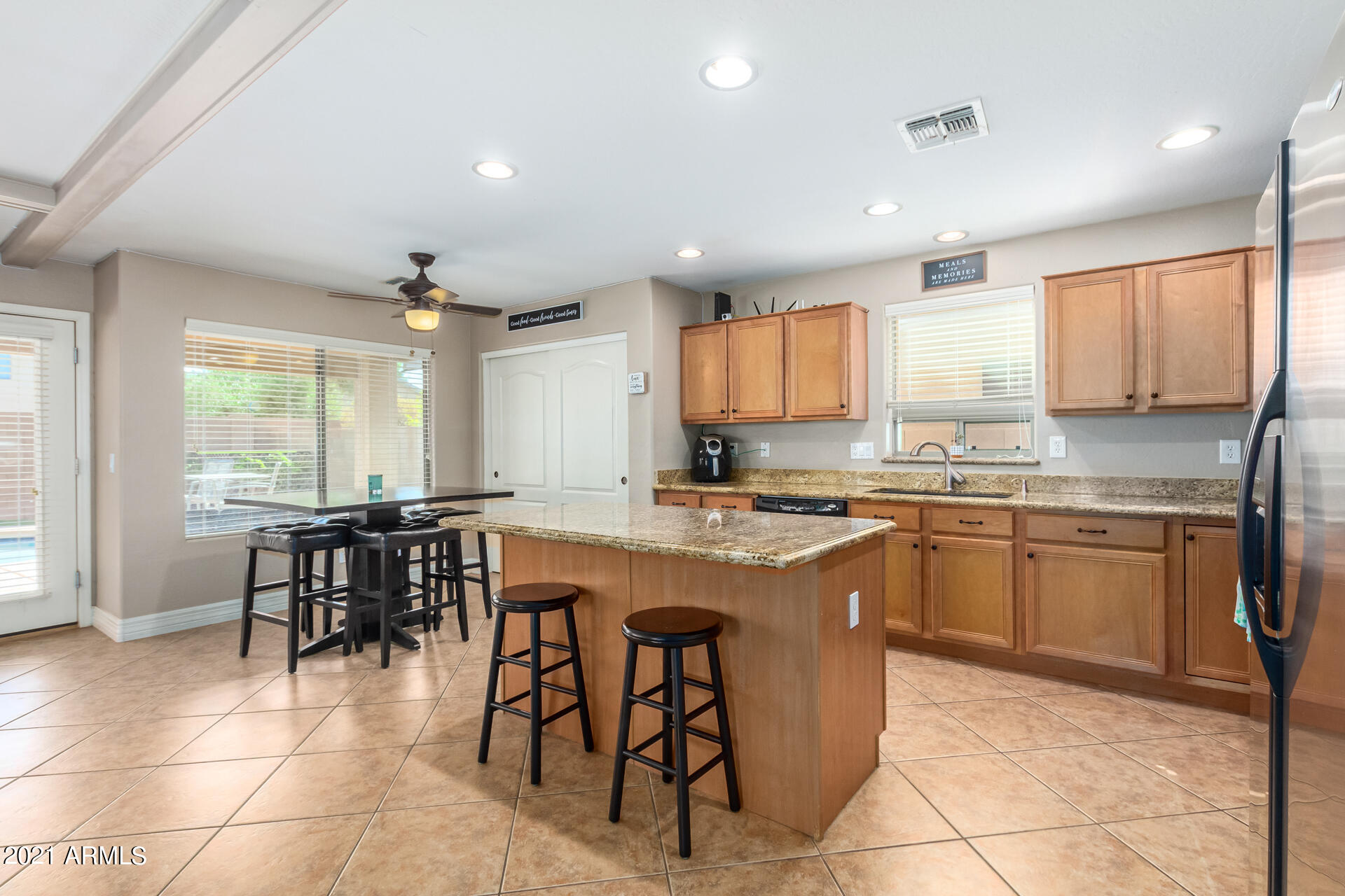44851 West Applegate Road Maricopa, AZ 85139 - Photo 10 of 30 10 - Applegate
