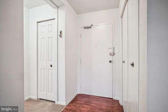 $1,590 | 6631 Wakefield Drive, Unit 319, Alexandria, VA 22307