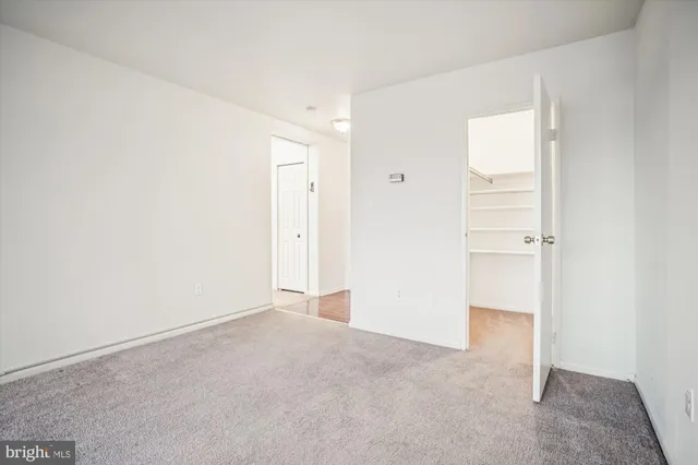 $1,590 | 6631 Wakefield Drive, Unit 319, Alexandria, VA 22307